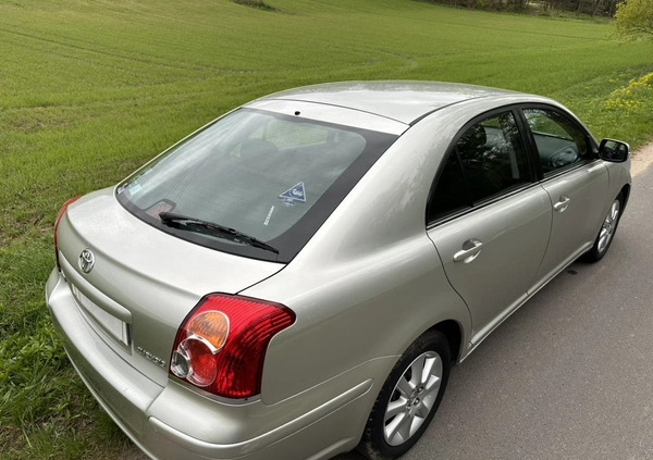 Toyota Avensis cena 19500 przebieg: 83282, rok produkcji 2007 z Mirsk małe 742